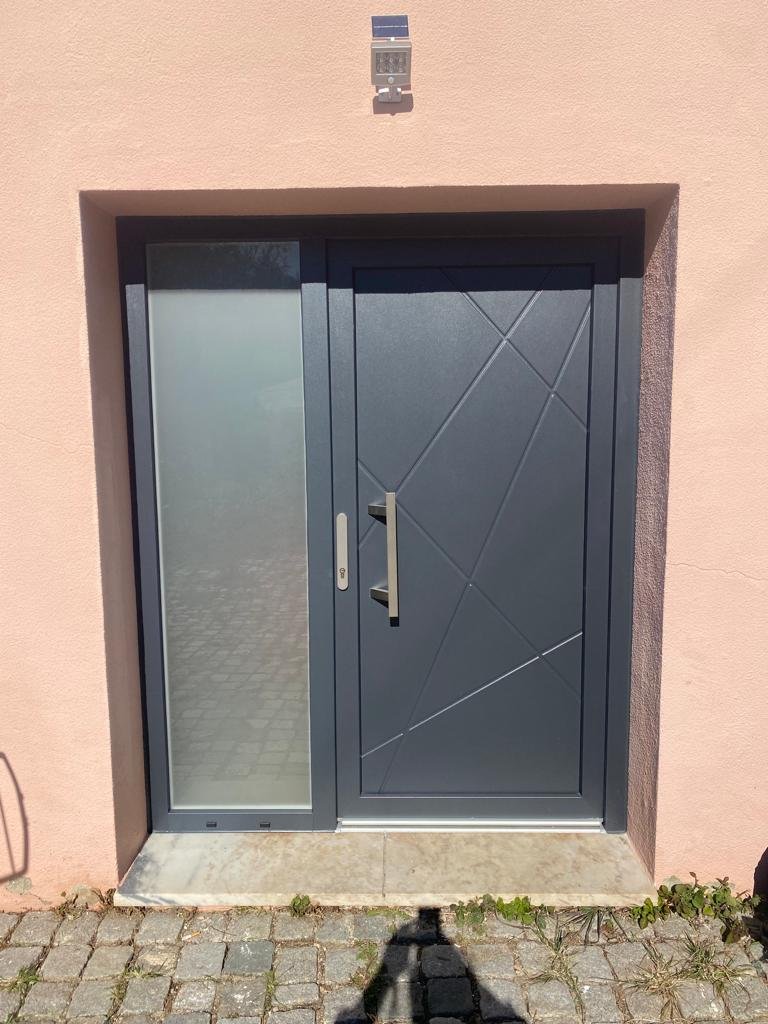 3b231c0b-d1b1-4cd8-8ced-f4c49eee1ef0